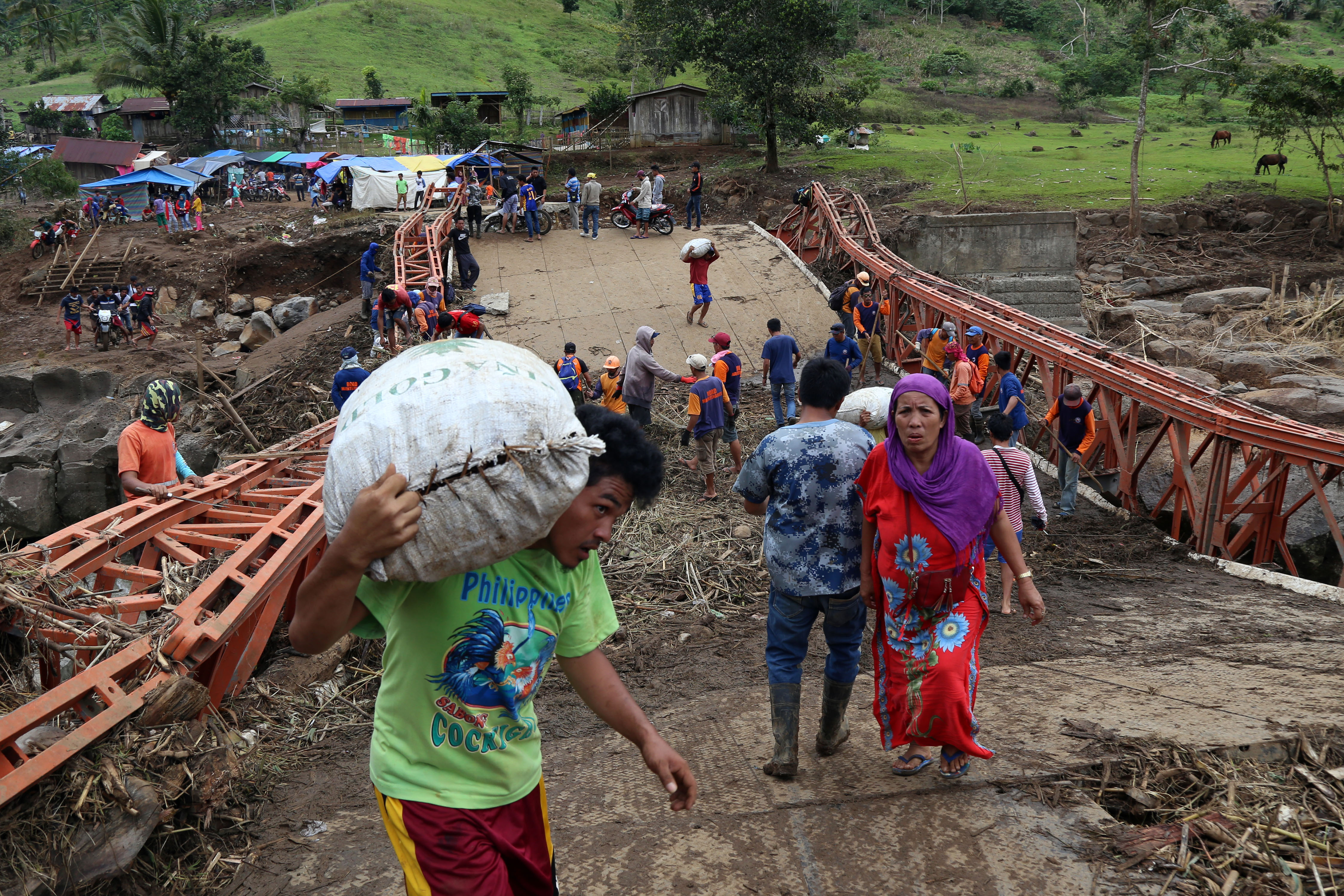 A young girl survives Vinta